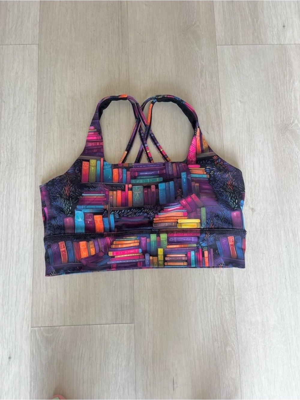 CVG Women's Rainbow Bookstack Sports Bra & Leggings Set Size S/M - Picture 6 of 8